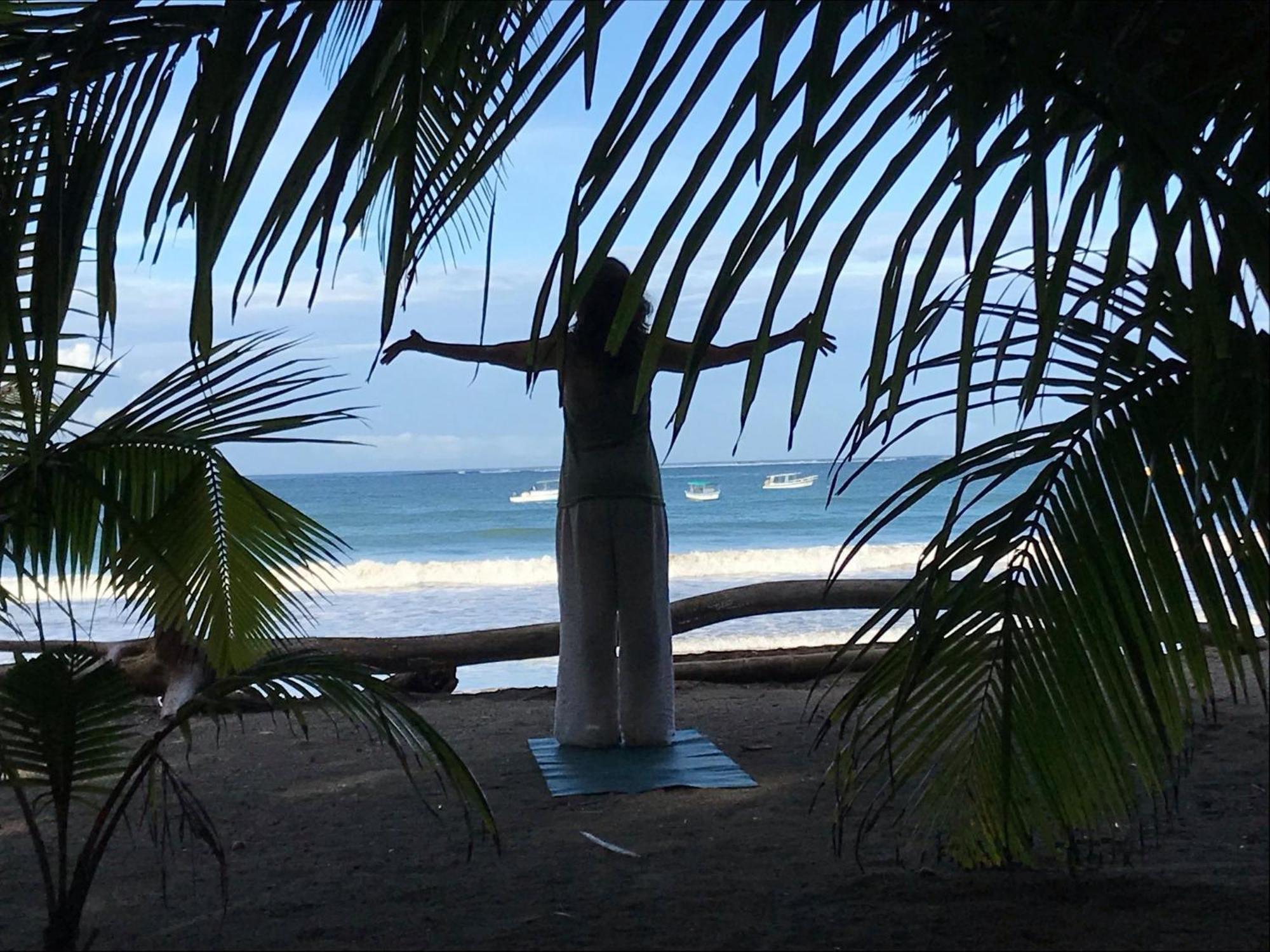 Fenix Hotel - On The Beach Samara Ngoại thất bức ảnh